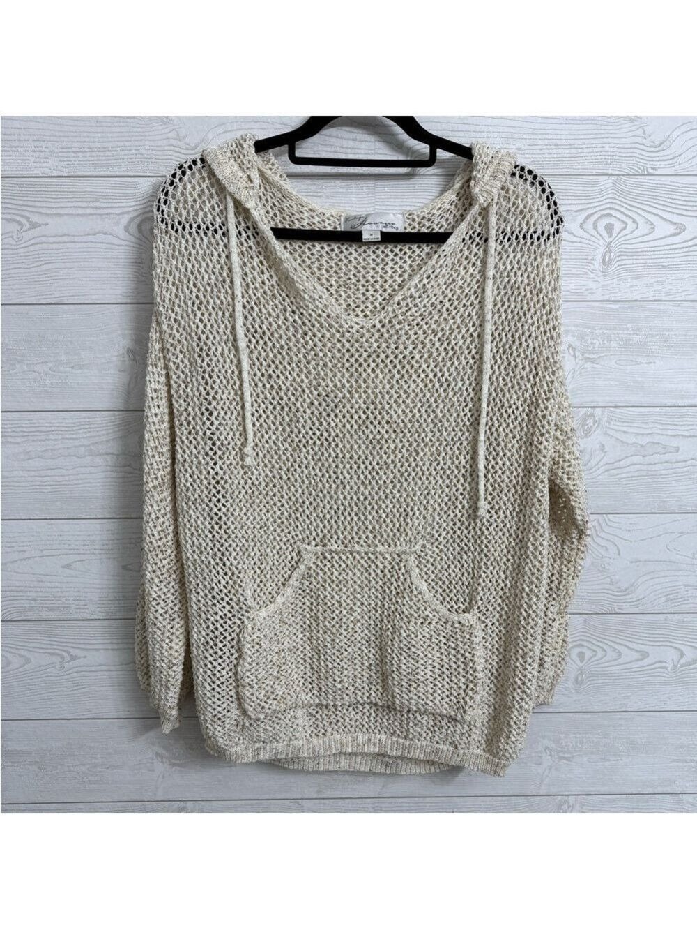 Vintage Havana Women’s Cream Crocheted Hoodie Sweatshirt Sweater. Size M